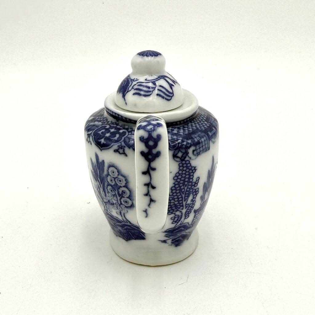 Set Of 14 Mini Blue Willow Porcelain Tea Set