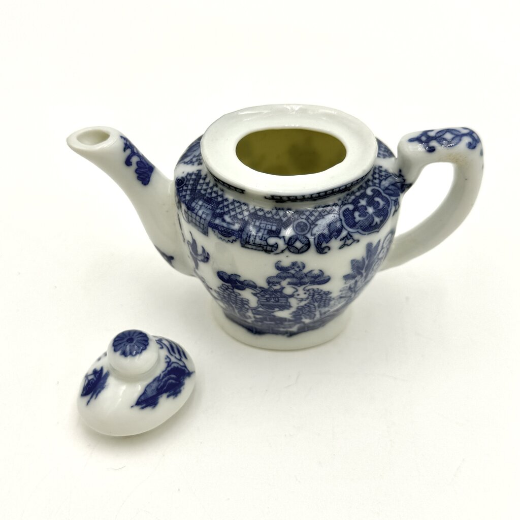 Set Of 14 Mini Blue Willow Porcelain Tea Set