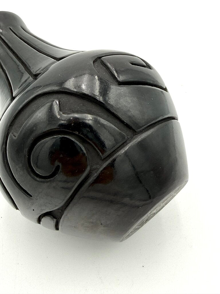 Stella Chavarria Water Jar with Carved Avanyu and 15 Carved Feathers