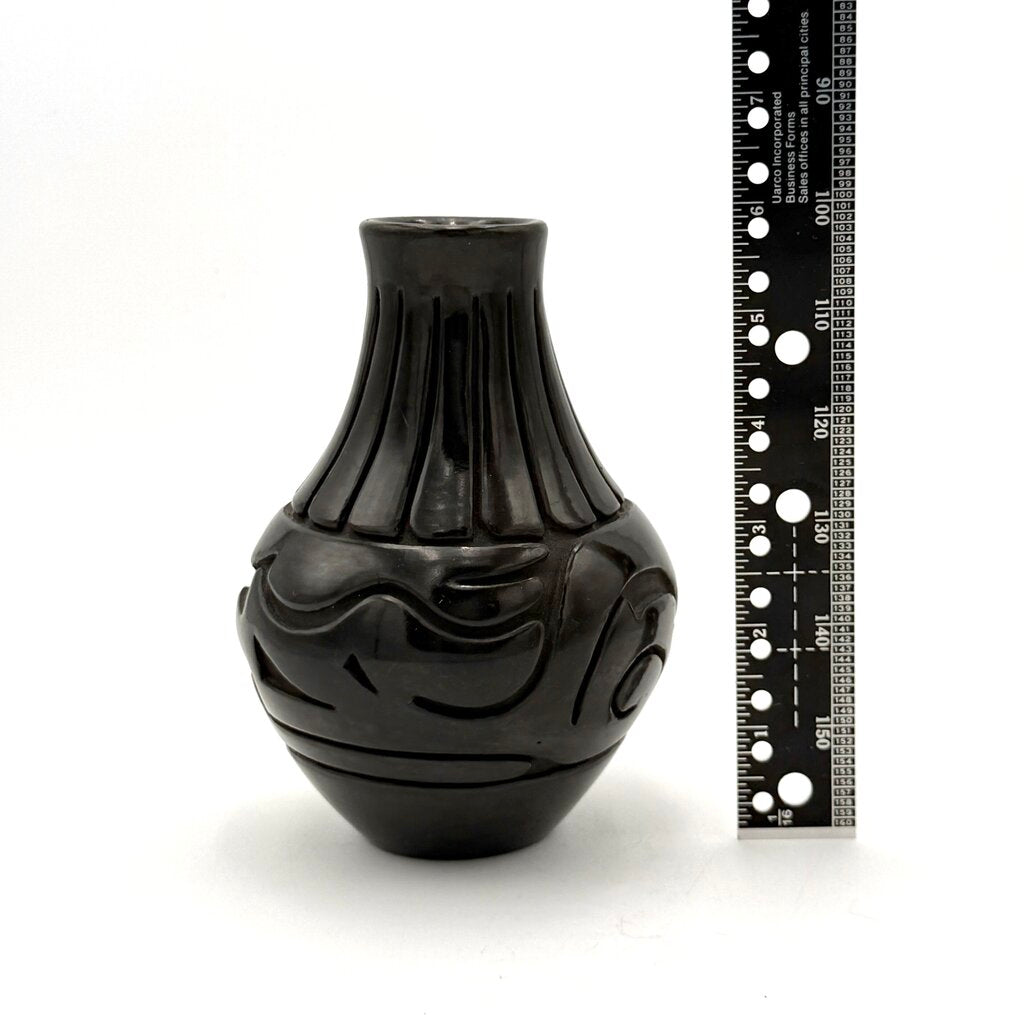 Stella Chavarria Water Jar with Carved Avanyu and 15 Carved Feathers