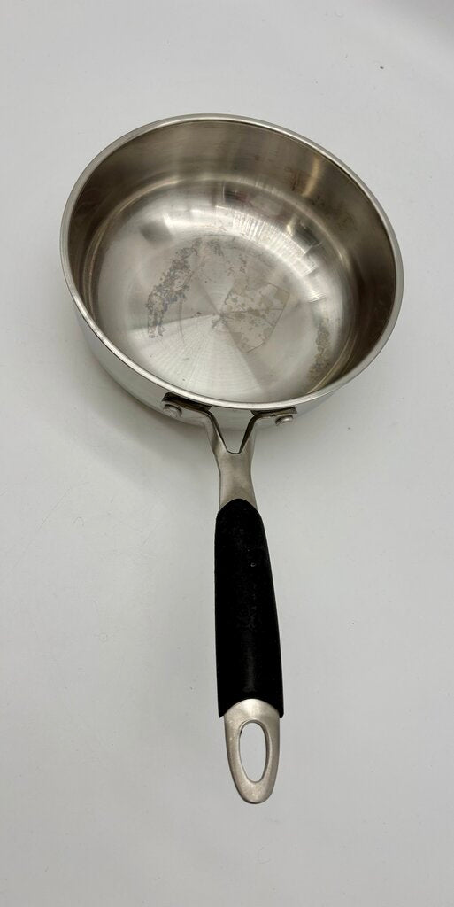 Cooking by Calphalon 2 Qt. Saucepan NWOT /j