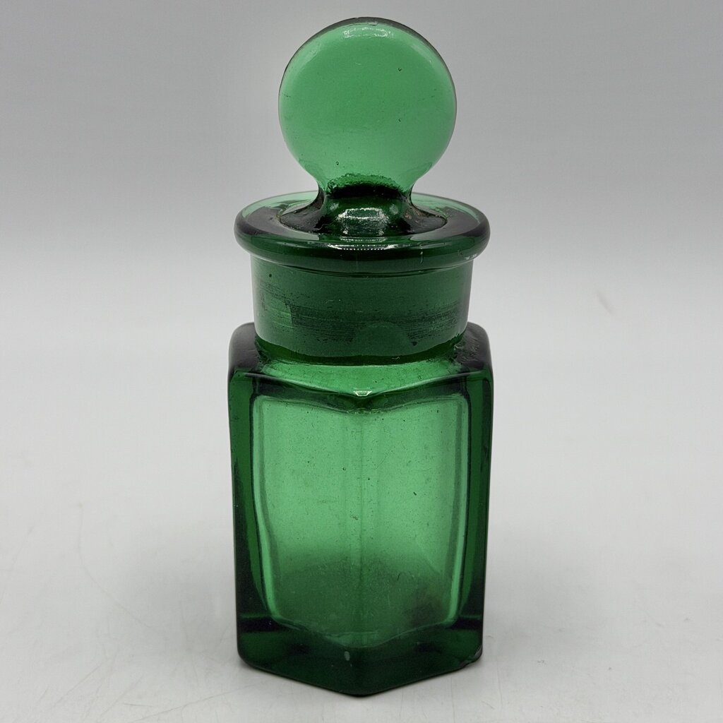 Antique Victorian Hexagonal Emerald Green Glass Smelling Salts Bottle /cb
