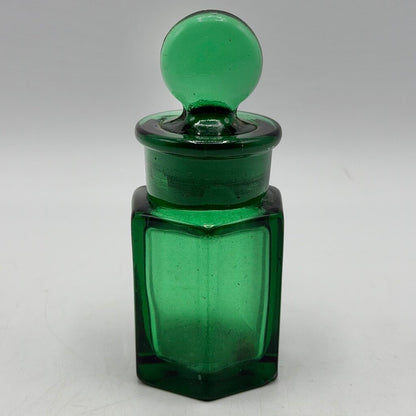Antique Victorian Hexagonal Emerald Green Glass Smelling Salts Bottle /cb