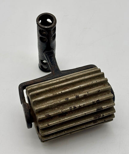 Antique Roller Fluting Iron No Base Plate /j