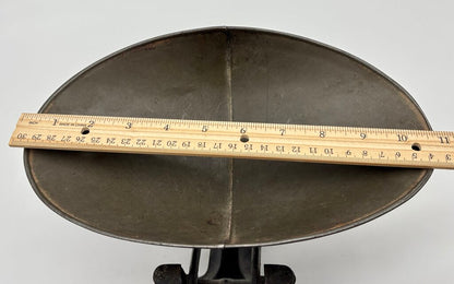 Antique Cast Iron Countertop Balance Scale & Weights /j
