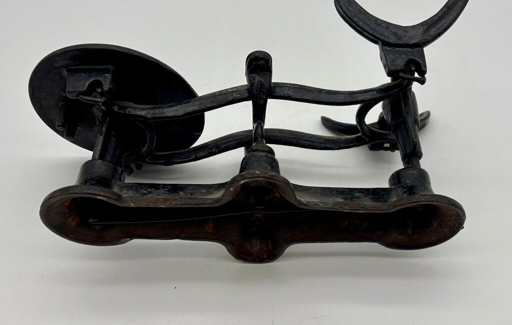 Antique Cast Iron Countertop Balance Scale & Weights /j