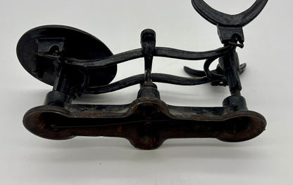 Antique Cast Iron Countertop Balance Scale & Weights /j
