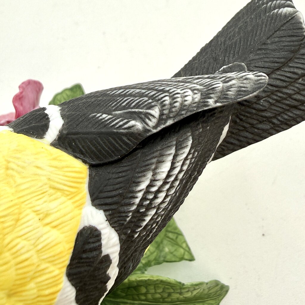 VTG Lenox American Goldfinch Porcelain Figurine