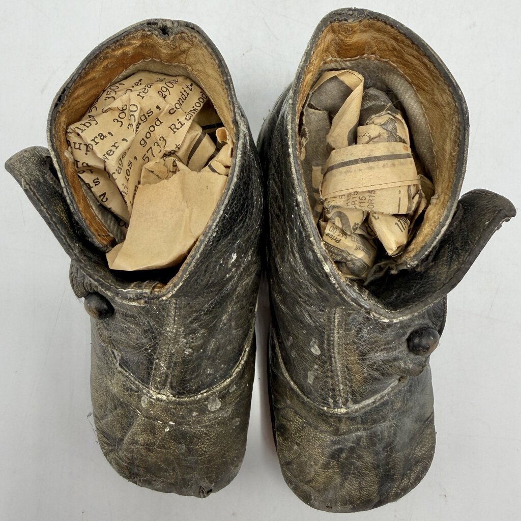 Antique Victorian Baby/Toddler Leather High Top 4 Button Boots /cb