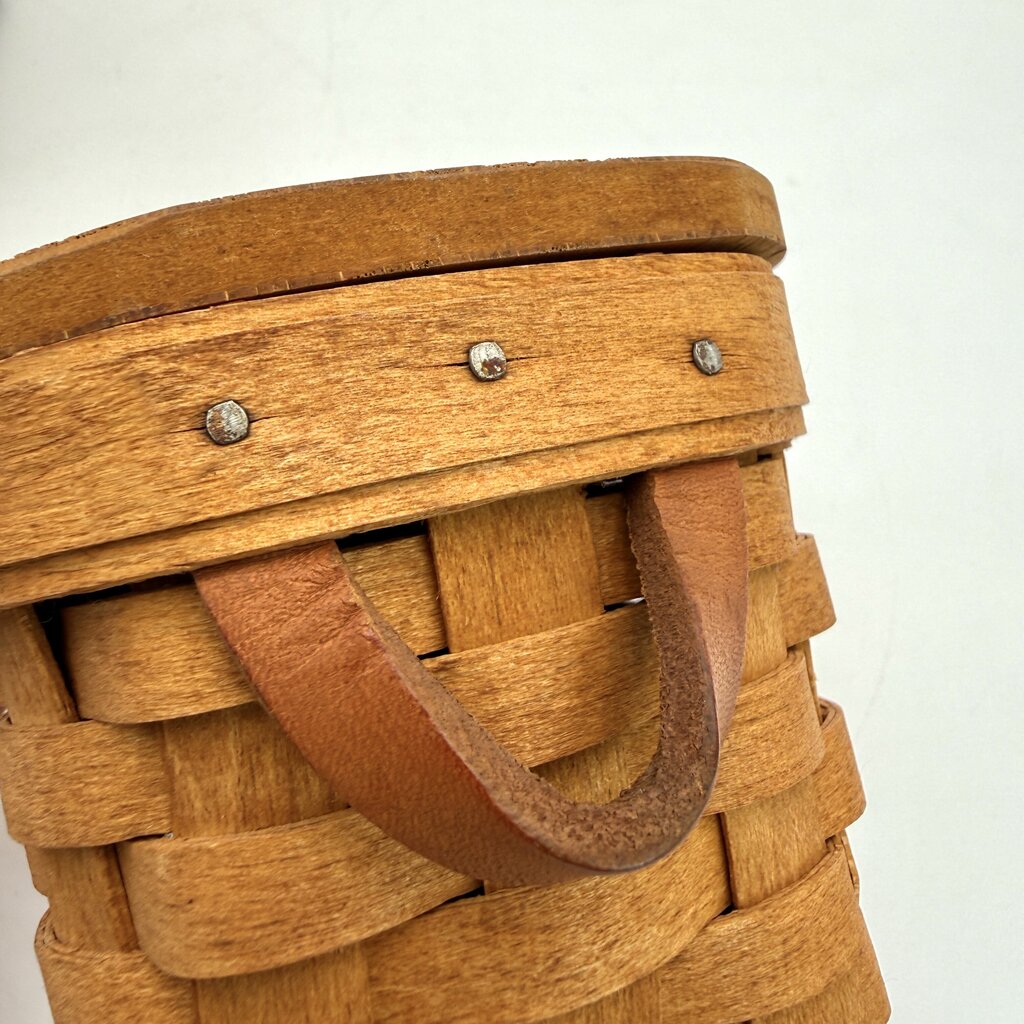 Set of 2 Longaberger Handwoven Lidded Basket w/ Leather Handles