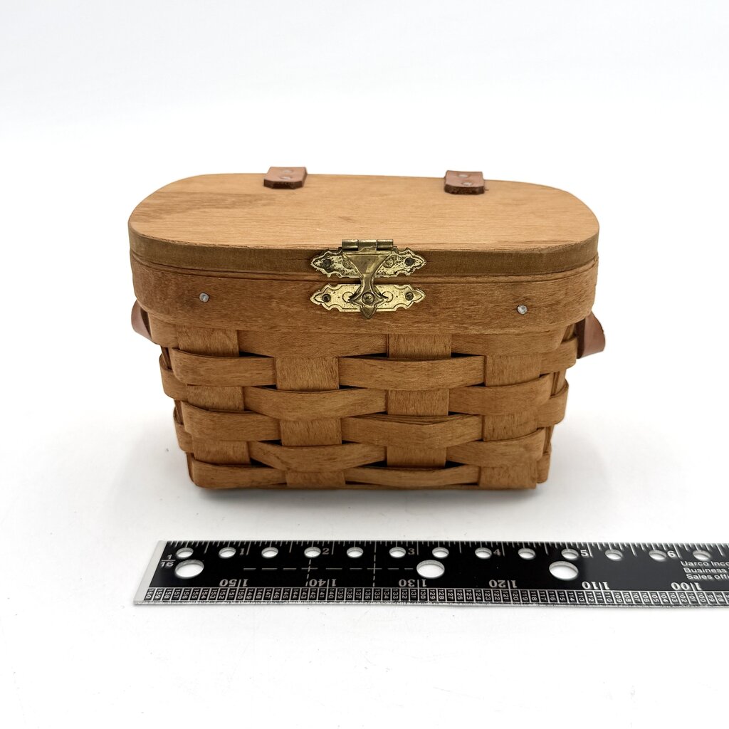 Set of 2 Longaberger Handwoven Lidded Basket w/ Leather Handles