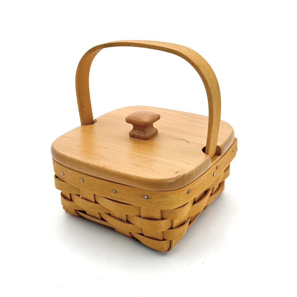 Longaberger 2002 Tarragon Lidded Storage Basket