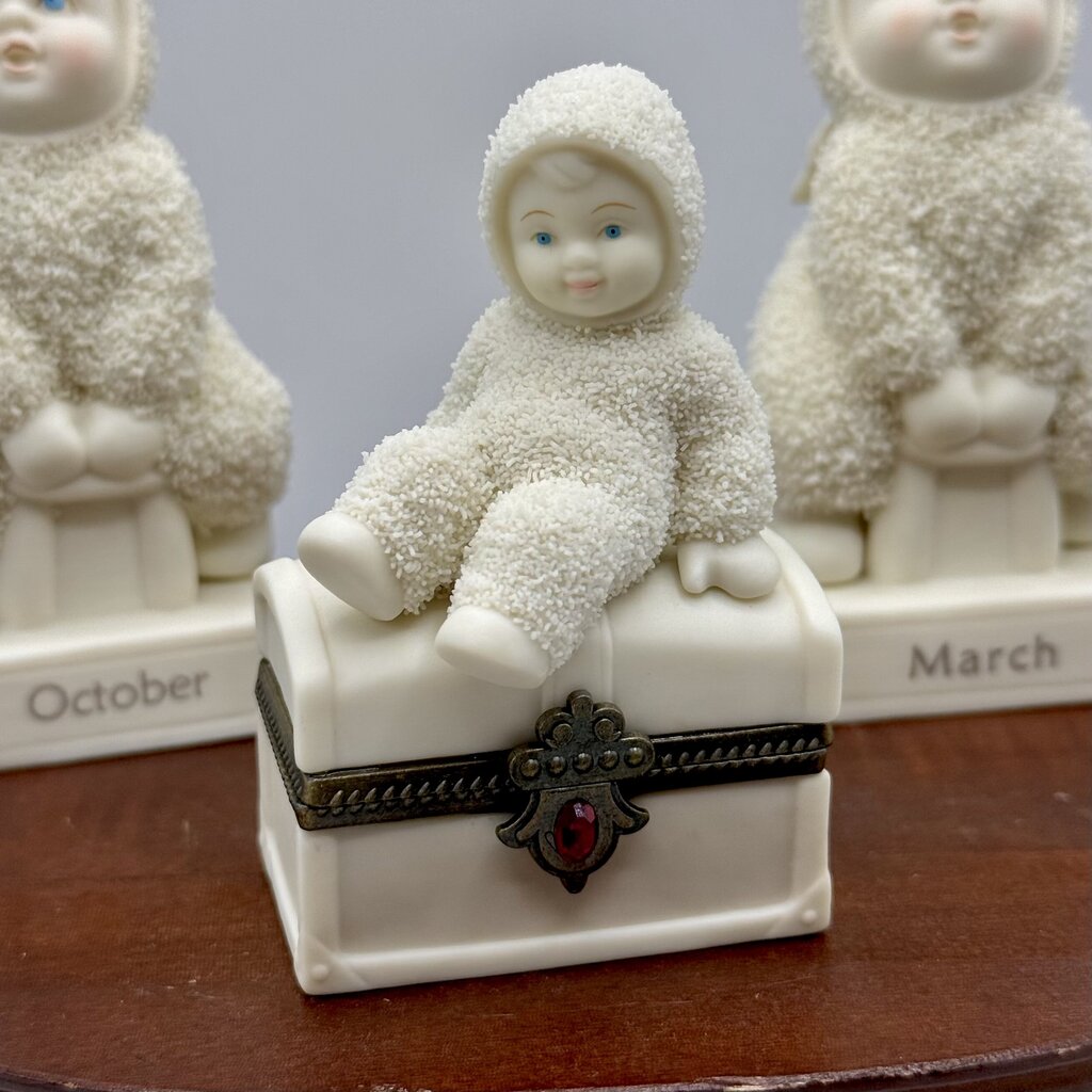 Snowbabies 2000 & 2003 Birth Month Stone Figurine Collectibles Department 56- March, July, & October /hy