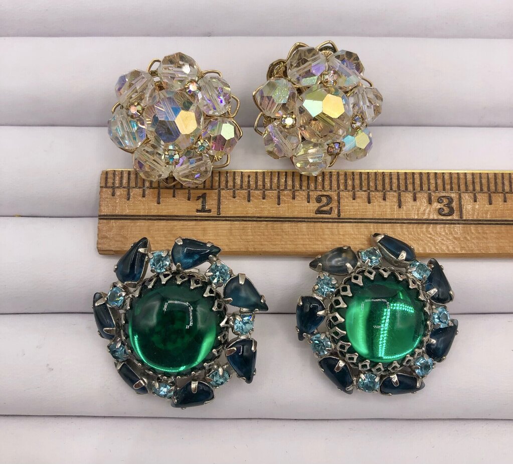 2 Pair Vtg Weiss & Alice Caviness Clip Earrings /b
