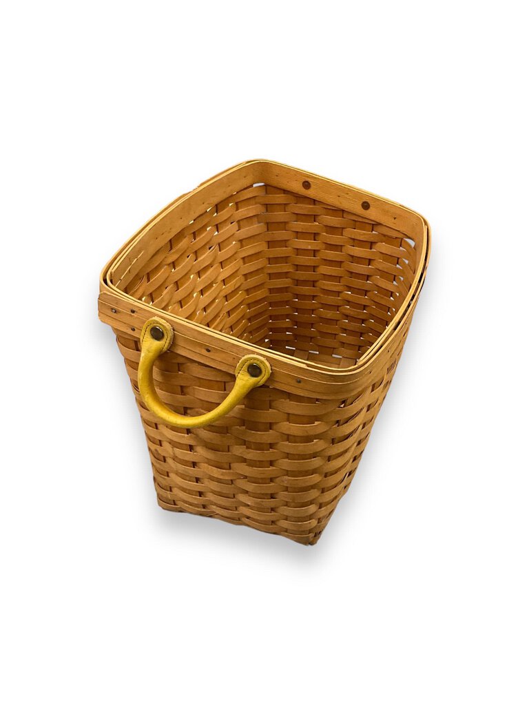 Longaberger Newspaper Basket /15