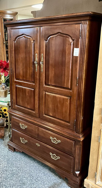 Traditional Style Armoire