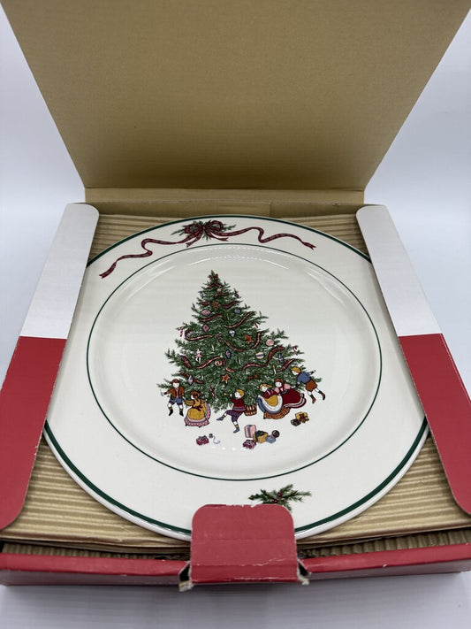 The Cellar O’Tannenbaum set of 4 Stoneware Dinner Plates 10.5” /rw