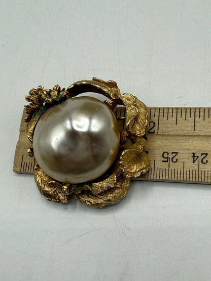 Unique Lot of 3 Beautiful Brooches /ro