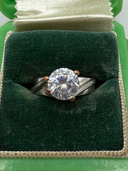 Two RSC Round Cubic Zirconia Solitaire Stone Silver Tone Size 6 Rings /ro