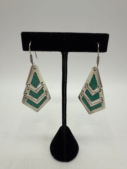 Mexico 925 Sterling Inlaid Crushed Malachite Pierced Earrings /ro