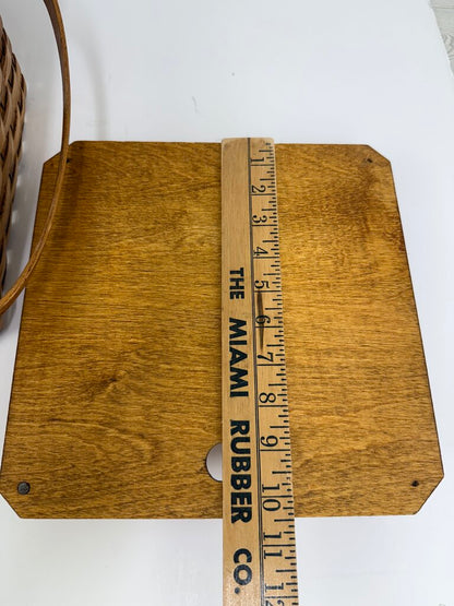 VTG Square HInged Pie Basket Double Handle /rw