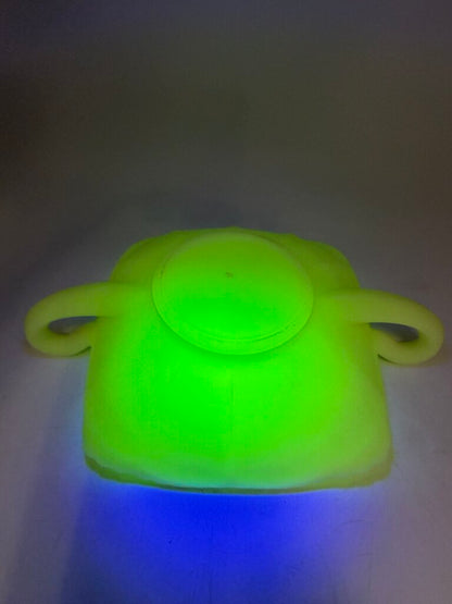 Fenton Custard Butterfly Uranium Glass Double Handle Dish /ro