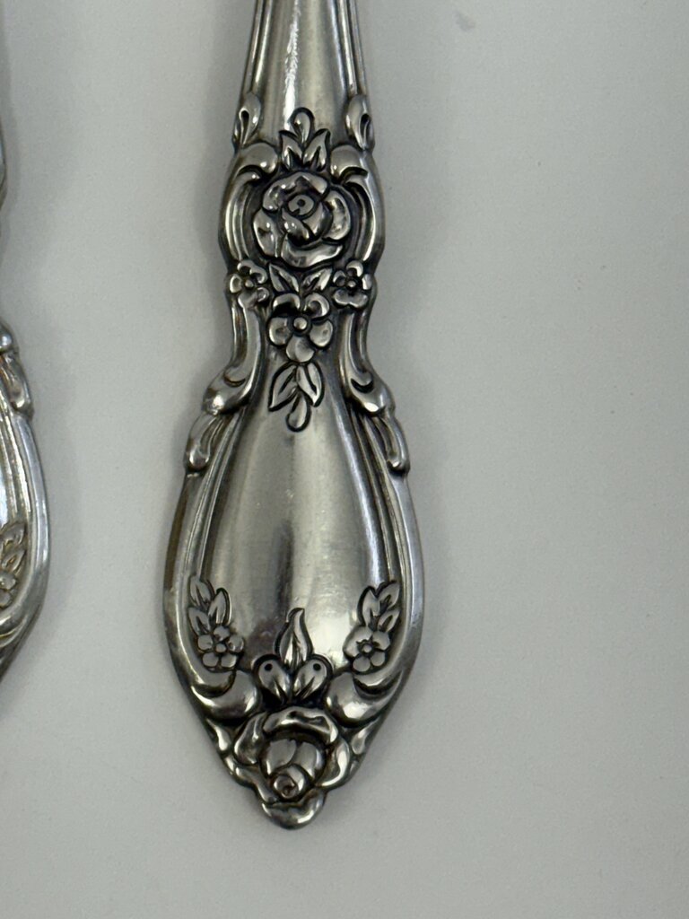 Oneida Community Stainless Arbor Rose Flatware 12 Place Settings 80 Pieces /rw