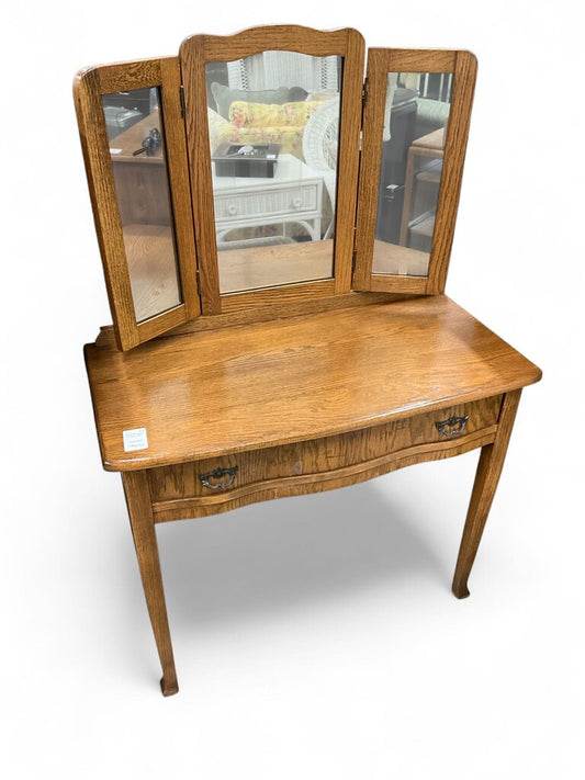 Vanity / Desk