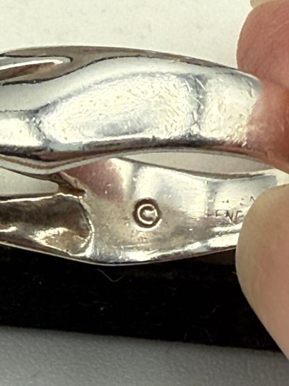 Solid Sterling Silver Ring with Raised V Design Size 9.5 /ro