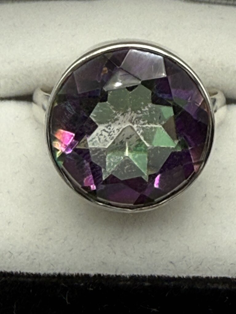 Contemporary Sterling Silver Ring Round Faceted Purple Gemstone/Crystal Size 8.75 /ro