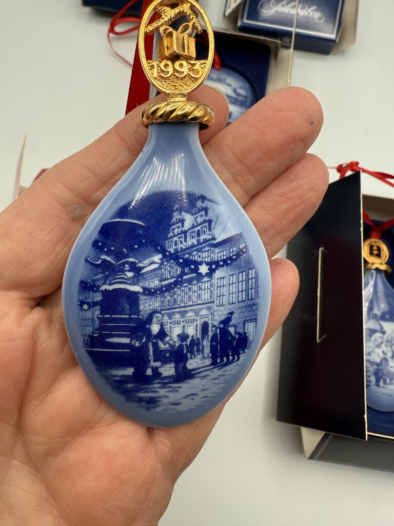 VTG Set of 5 Bing & Grondahl Copenhagen Cobalt Blue Porcelain Ornaments /ro