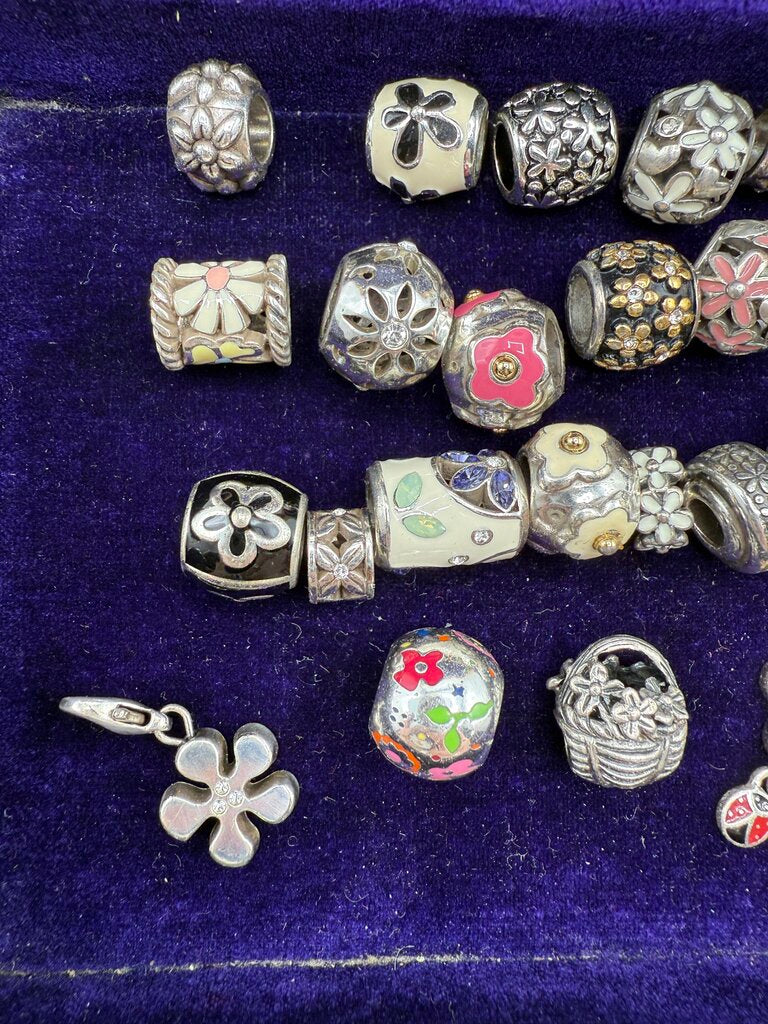 Brighton Jewelry Lot of Flower Theme 20 Beads 6 Charms /ro
