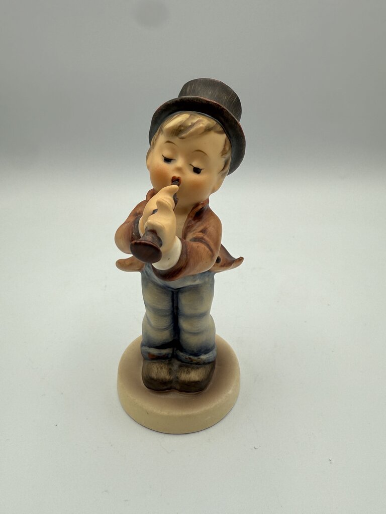 VTG Hummel Figurines “Let’s Sing” & “Serenade” V stamp /roh