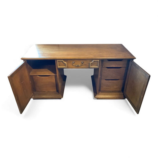 MCM Desk
