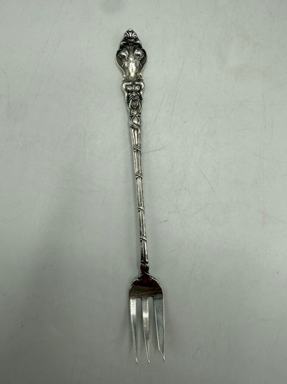 Ornate Sterling Silver Seafood Fork Hallmarked 18 Gr /ro