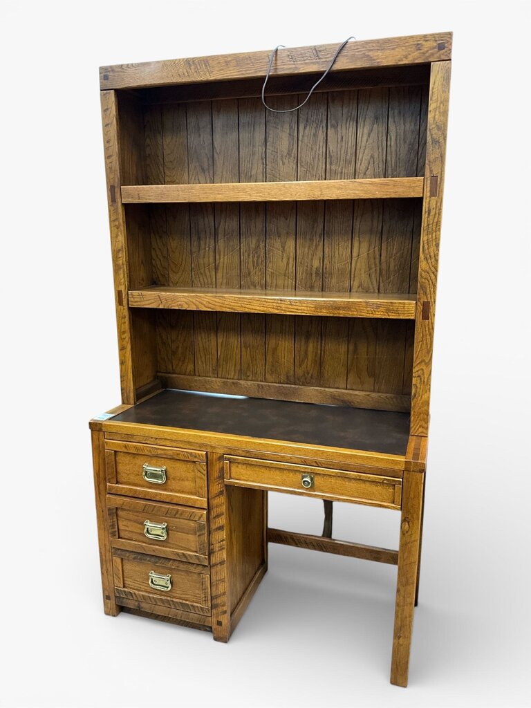 Desk w/ Hutch