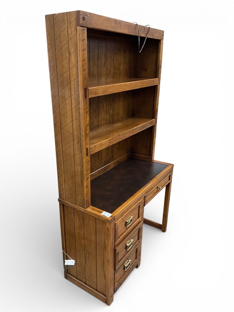 Desk w/ Hutch