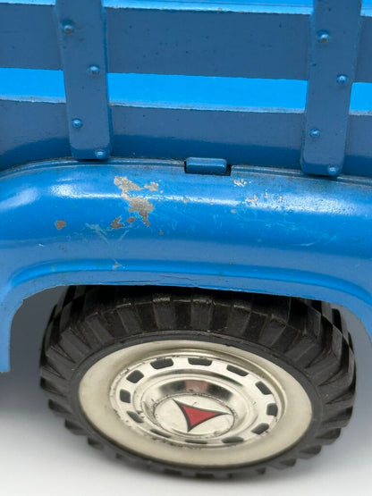 VTG Hubley Blue & White Mighty Metal Farm Stake Truck /rb