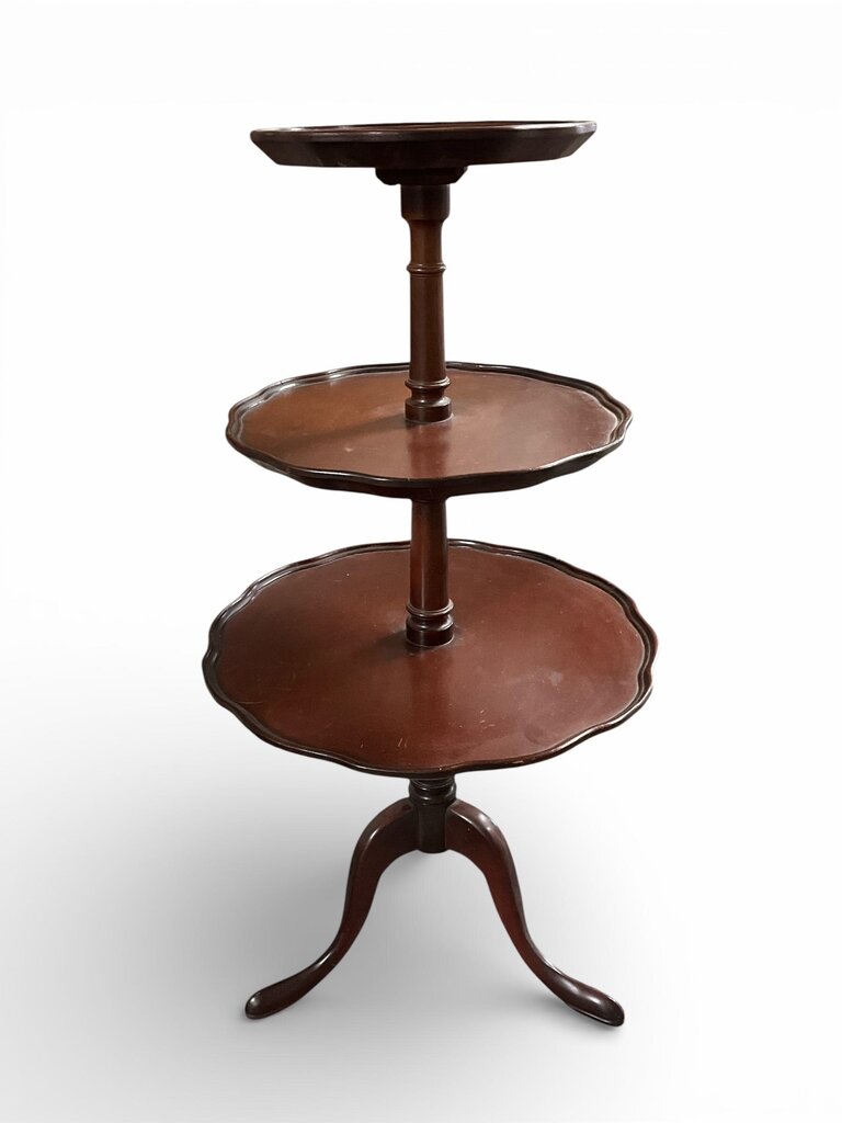 3 tier pie crust table