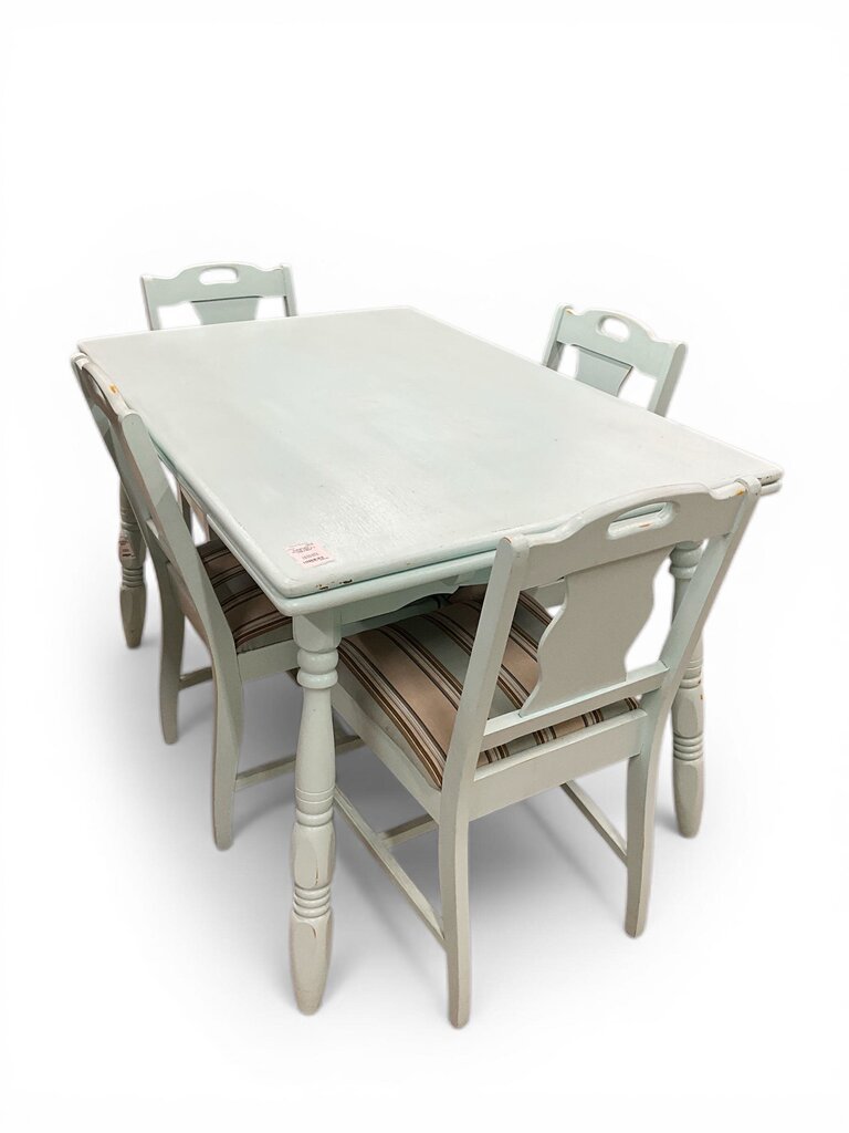 Table & 4 Chairs