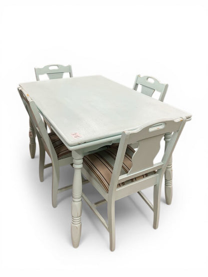 Table & 4 Chairs