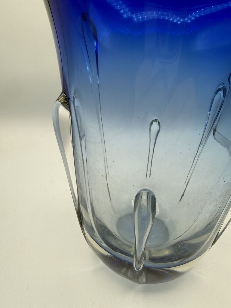 Gorgeous Art Deco Heavy Cobalt Blue to Clear 9” Tall Vase /ro