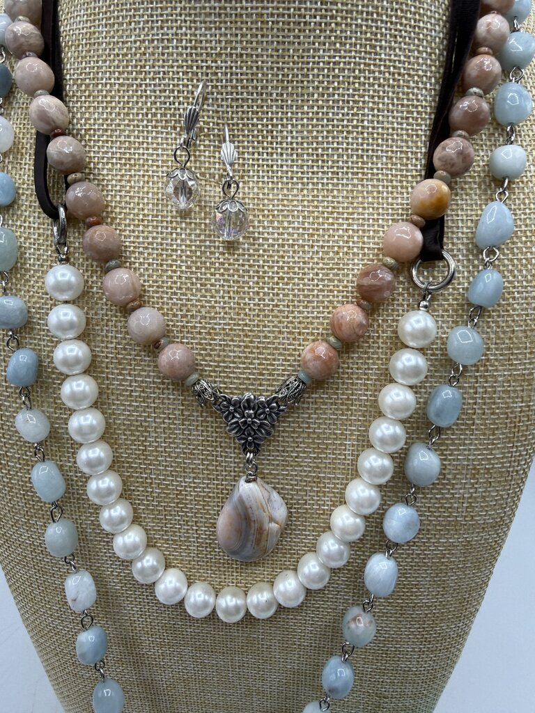 Bel Monili Vintage Reborn Set of 3 Fashion Necklaces 1 Dangle Earring /ro
