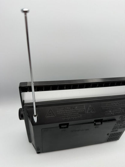 VTG General Electric Portable FM/AM Radio Model 7-2857A Tested Works /rw