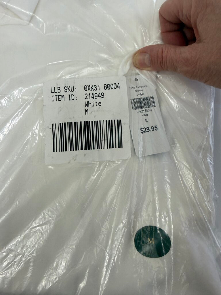L.L. Bean Women’s Pima Turtleneck Misses Size M White new in bag /rb