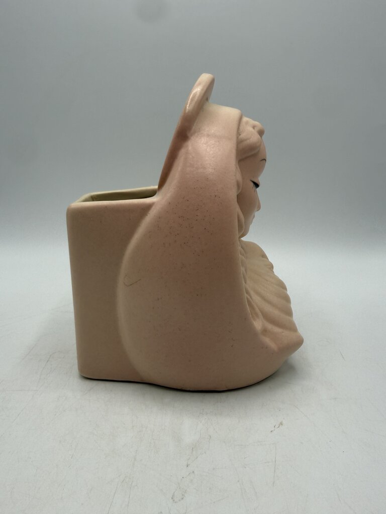 Hull Planter Madonna w/Child Pink Ceramic Virgin Mary 1940ies /rw