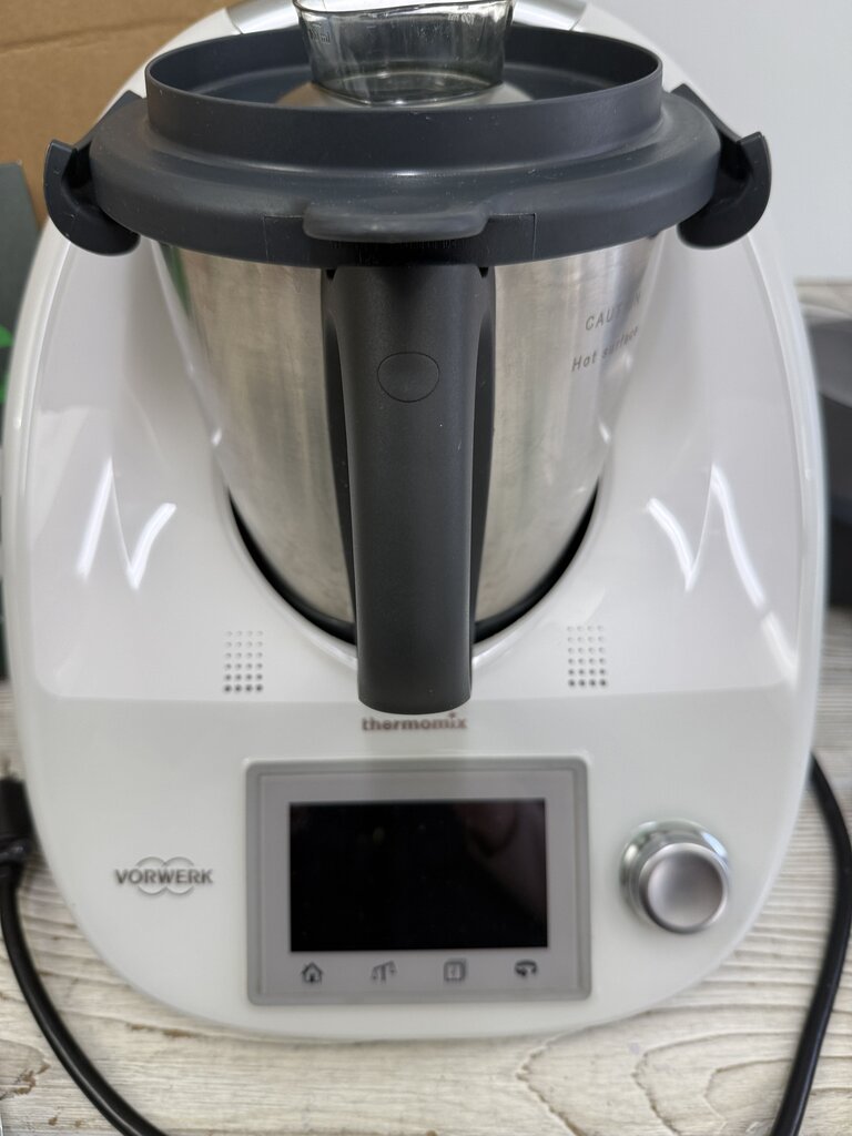 Vorwerk Thermomix TM-5 MultiPurpose Food Processor Full Size TouchScreen /rw