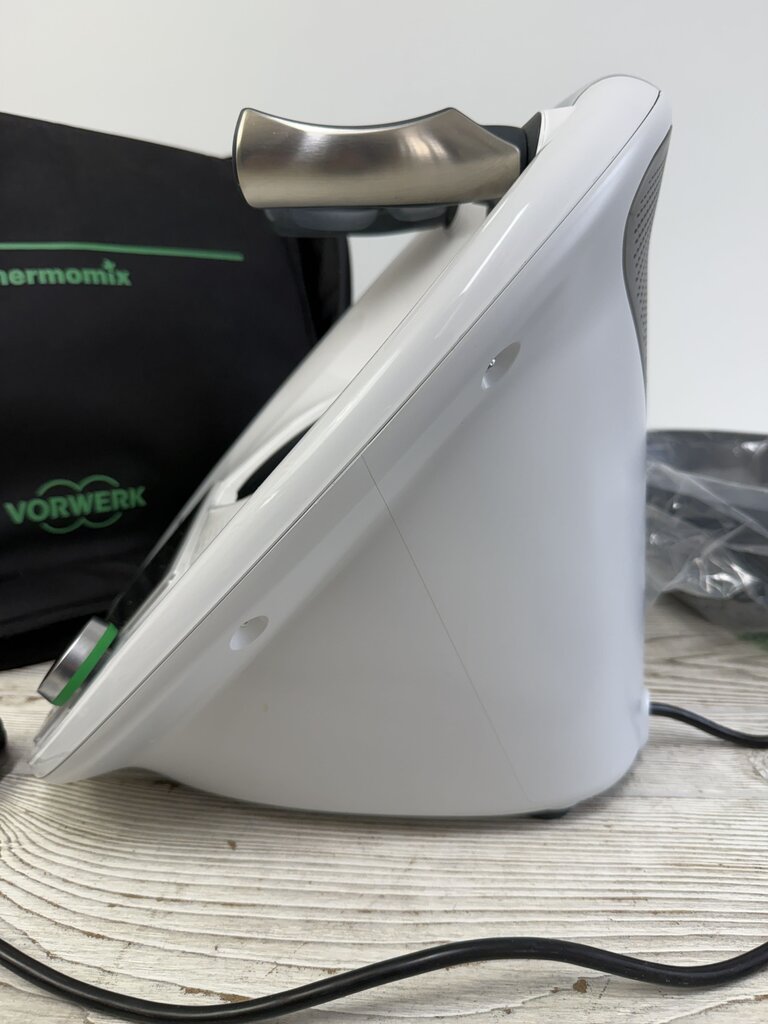 Vorwerk Thermomix TM6-1 All in One Food Processor Plus 220 Volt /rw
