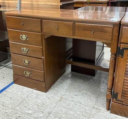 Ethan Allen Desk