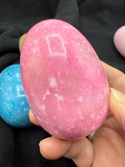 Lot of 6 Alabaster Stone Polished Eggs Strong Colors /ro